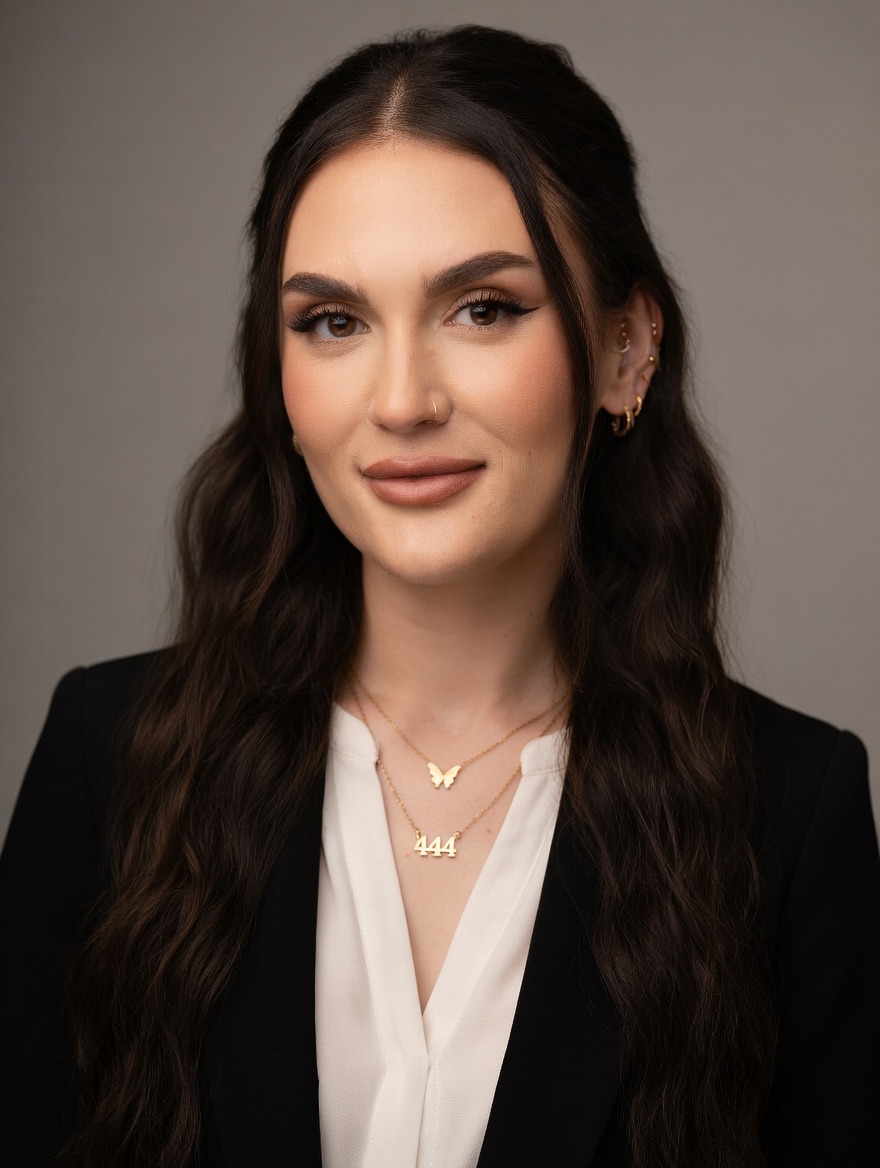Trinity McKown — Mobile Notary Public, Orlando FL